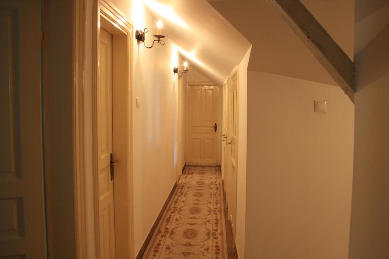 Отели типа «постель и завтрак» George&Dragon Rooms Бухарест-28