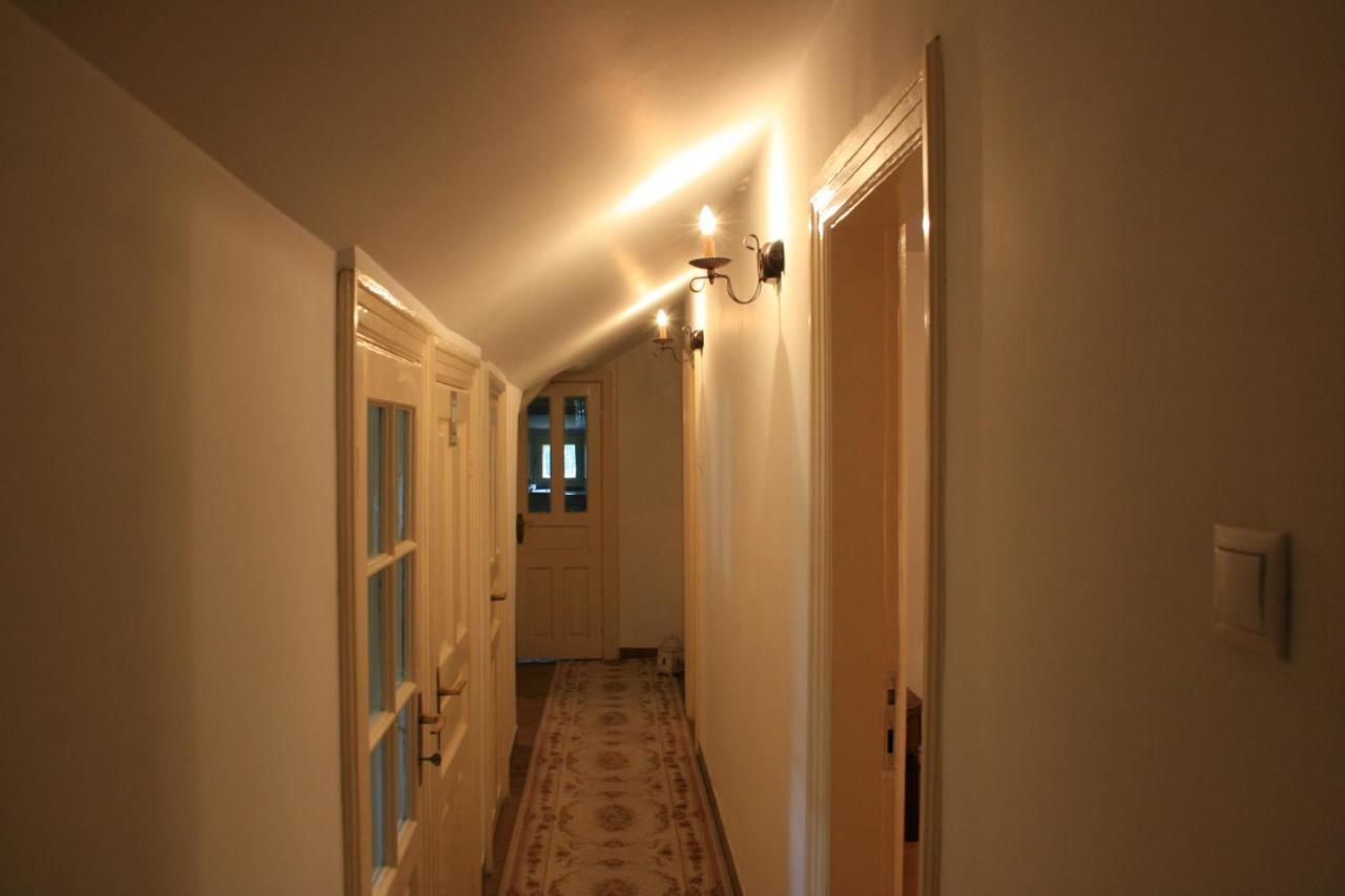 Отели типа «постель и завтрак» George&Dragon Rooms Бухарест-30